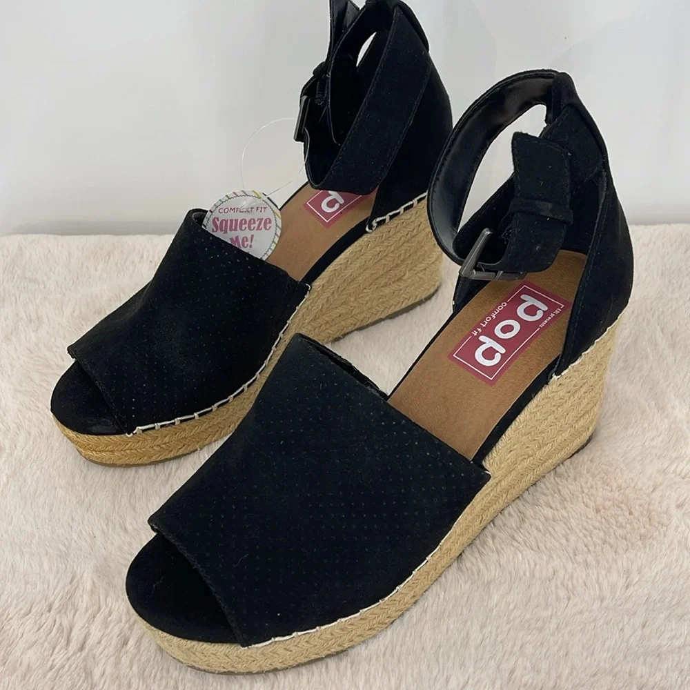 Pop Women's Black Wedge Sandals SIZE 9 M